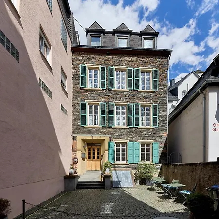 Altstadt Residenz 2 * 베른카슈텔쿠에스