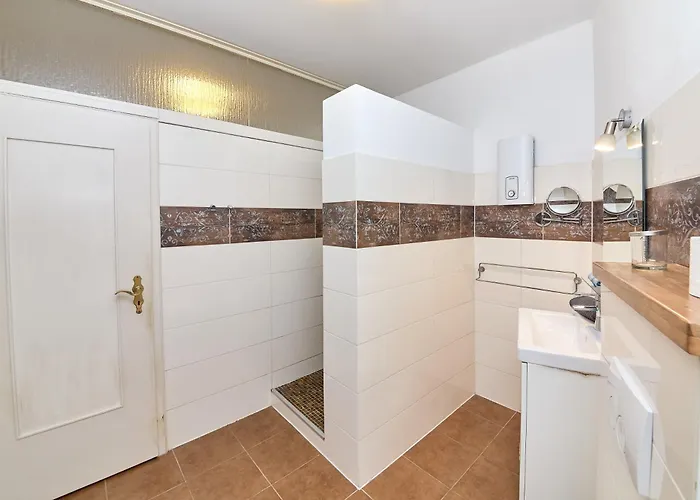 公寓 Altstadt Residenz 2 贝恩卡斯特尔-屈斯